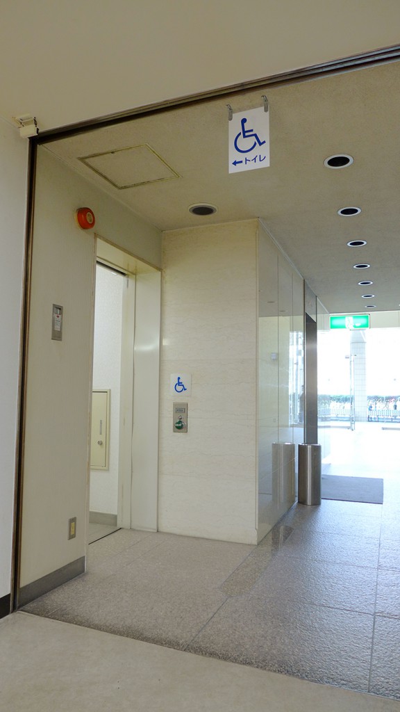 1F_障害者用トイレ