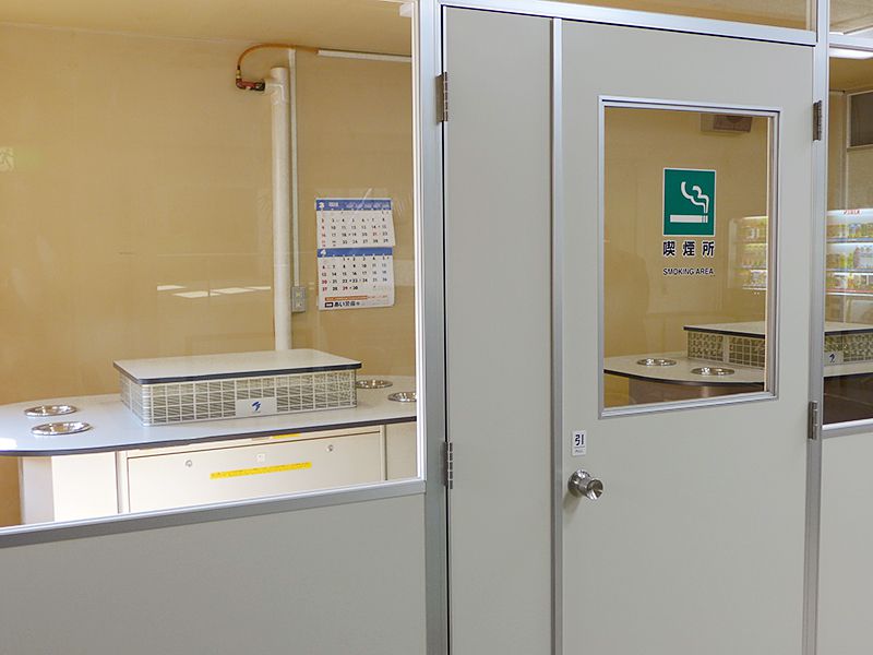 1F_喫煙室